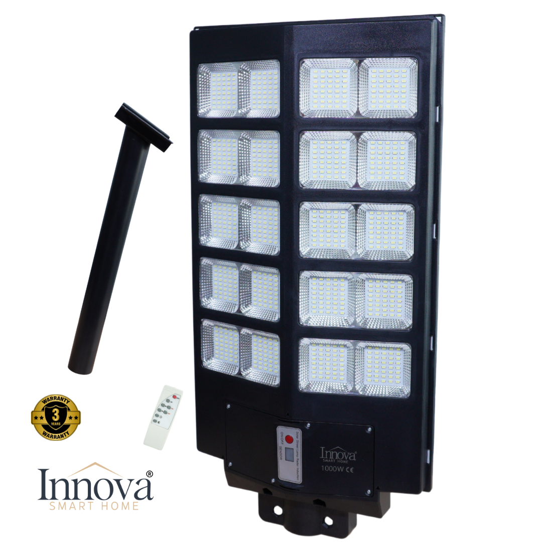 Lampa Solara Stradala Helio PRO Innova 1000W – LED 80 000 lm, Senzor Miscare, Senzor Lumina IP66, Telecomanda & Suport Prindere + Cadou Surpriza